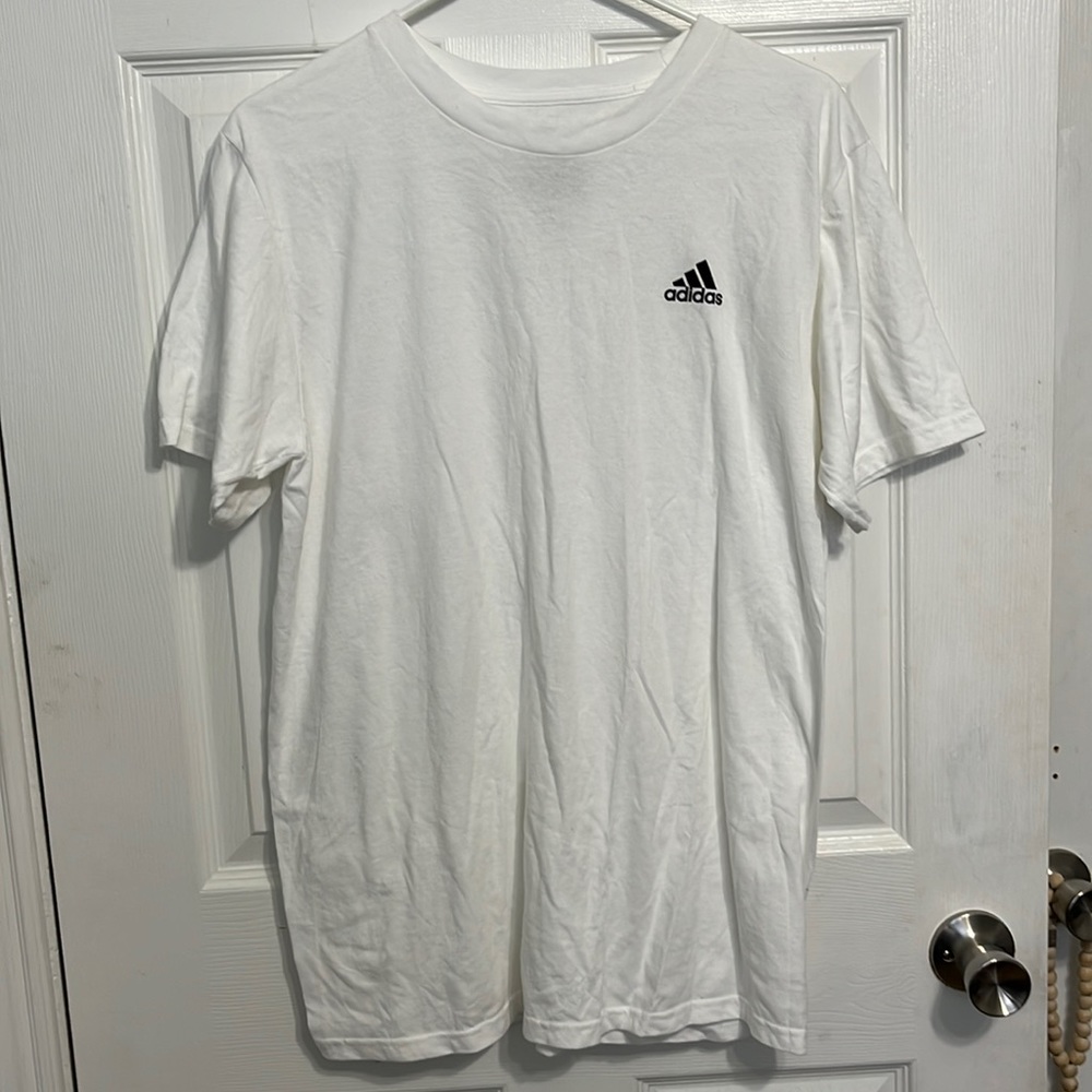 Men’s medium adidas tshirt in GUC